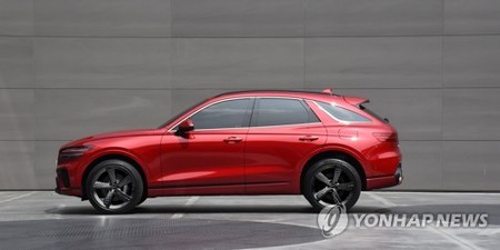 베일 벗은 제네시스 GV70…"역동성·고급스러움 모두 갖췄다"