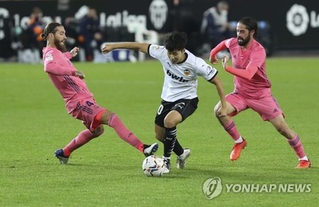 '이강인 골대 강타' 발렌시아, 레알 마드리드 4-1로 대파