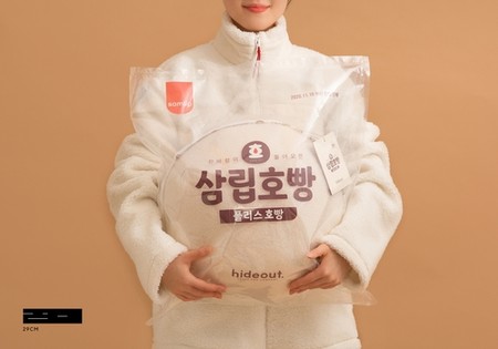 "호빵과 패션의 협업"…하이드아웃, '삼립호빵 플리스' 출시