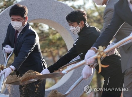 결혼 12일 만에 입촌한 양학선 "훈련에는 진천선수촌이 최고"