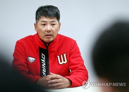 New KBO manager wants club to put bad season behind