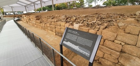 서울시, 남산 한양도성 유적 공개…전시관 개관