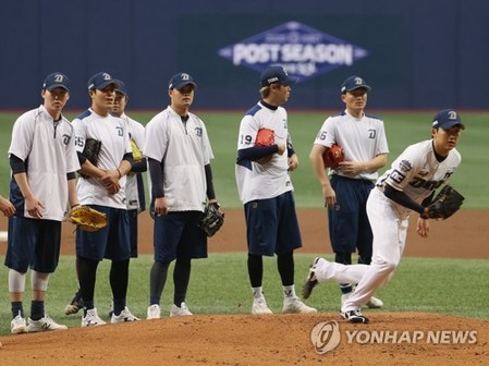 왼팔 구창모 vs PO MVP 플렉센, KS 2차전서 선발 대결