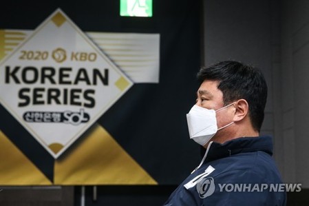 '페르난데스 7번' 김태형 감독 "컨디션 좋은 선수 전진배치"