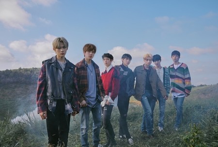 '대형 신인' 엔하이픈, 30일 데뷔…타이틀곡 '기븐 테이큰'