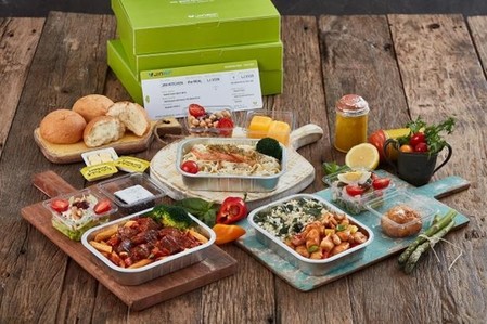 "기내식 이제는 집에서 드세요"…진에어 '지니키친 더리얼' 출시