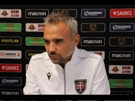 부산, 포르투갈 출신 페레즈 감독 선임…벤투 사단 GK코치 출신