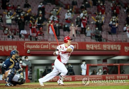 프로야구 KIA 최형우, 취약계층 돕기 성금 1억원 기부