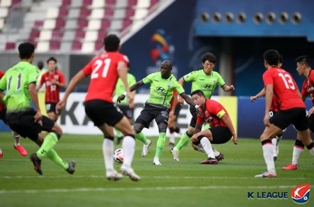 더 힘들어진 전북의 ACL 16강행…상하이, 요코하마에 2-1 승리