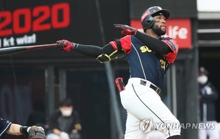 KT Wiz slugger Mel Rojas Jr. voted KBO's MVP