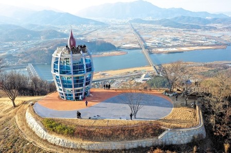 칠곡 자고산에 호국·평화 상징 '평화 전망대' 완공