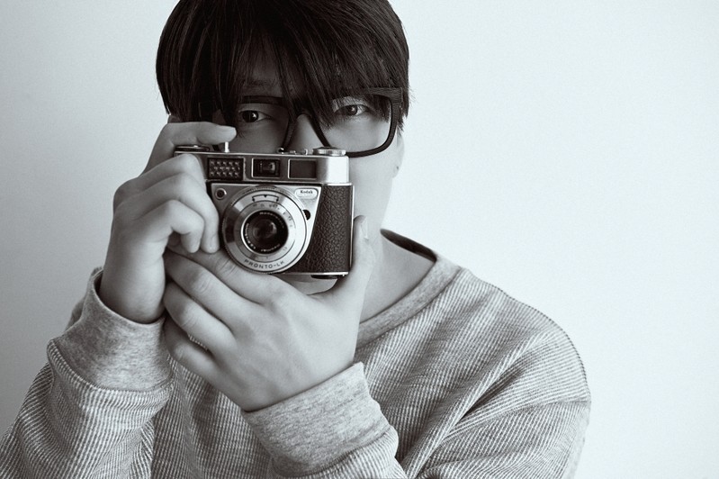 싱어송라이터 라디, 베스트 앨범 내고 가수 활동 잠정중단