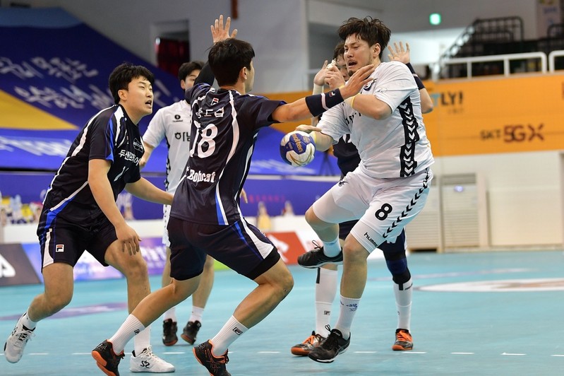 핸드볼리그 상무, SK 상대로 7골 차 뒤집고 대역전승(종합)