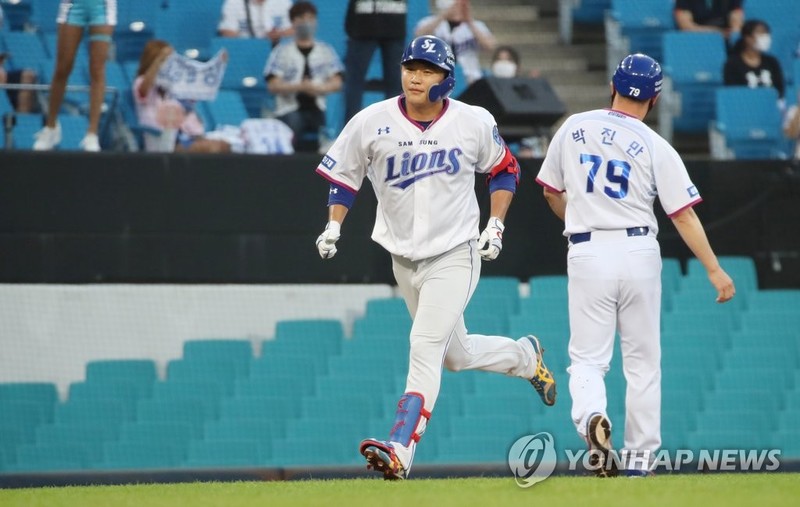 '이젠 두산맨' 박계범 "2번째 기회, 최선 다해 잡아보겠다"