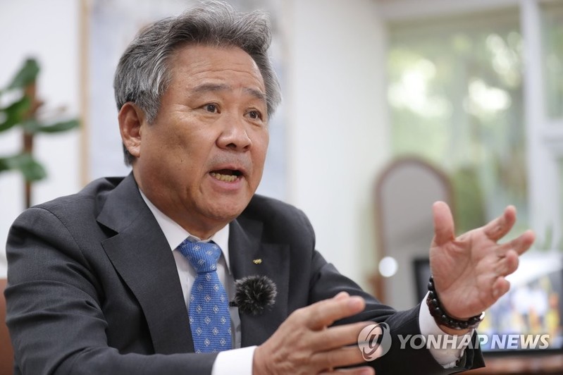 체육회장 재선 도전하는 이기흥 "국가체육위원회 구성하자"
