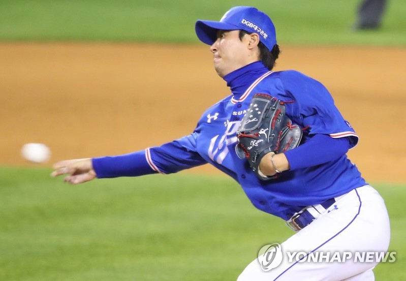 우규민, 삼성과 1+1년 최대 10억원에 FA 잔류 계약