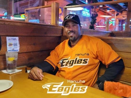 (Yonhap Interview) New hitting coach for KBO's Eagles embracing opportunity to impact young players