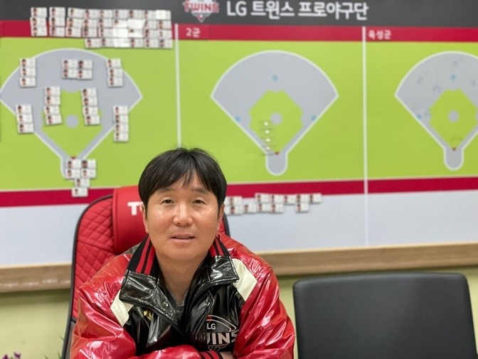 'LG의 적자' 류지현 감독 '신인·유망주 원칙 있게 키운다'