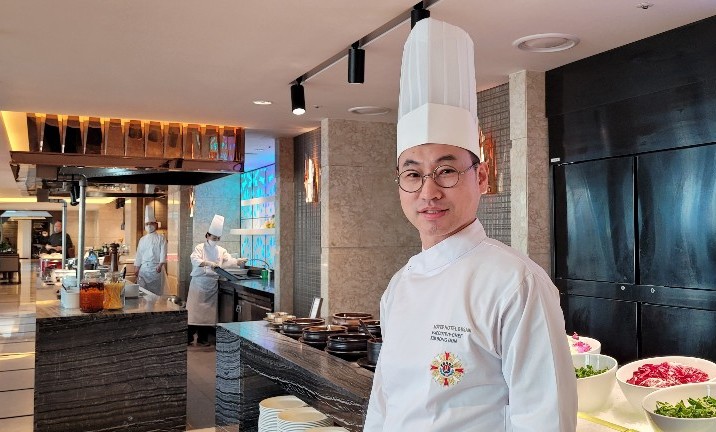 [K명장 열전] (28) 세계 제패 23년 호텔요리 달인 김봉곤 장인