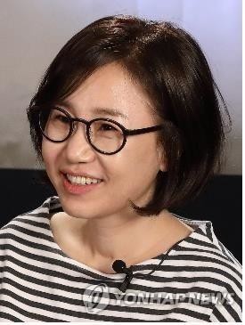 김은숙 작가·화앤담 대표, 학대 아동 위해 1억 기부