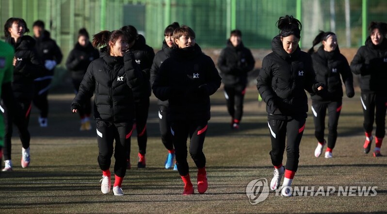 S. Korea hopeful of hosting Olympic football qualifier in Feb. as scheduled