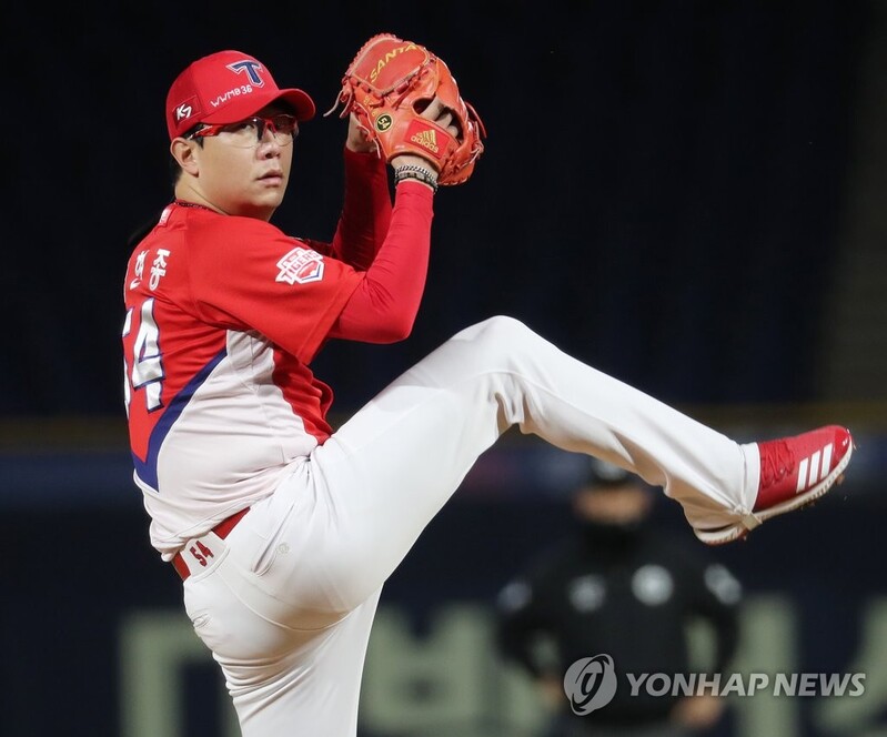 Free agent pitcher Yang Hyeon-jong shuns KBO offer to keep pursuing MLB dreams