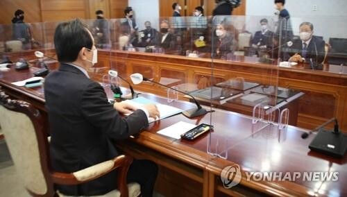 PM asks for Protestant community's cooperation amid church-linked virus outbreaks