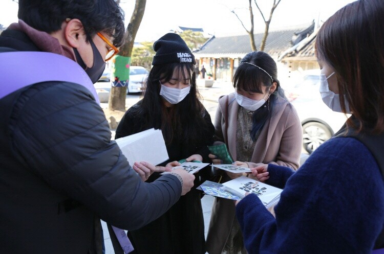 전주공예품전시관 "설에 한지엽서로 마음 전하세요"