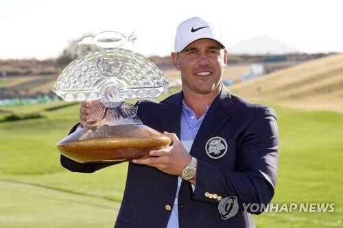 첫 우승 대회서 '이글쇼'로 부활한 골프 전 세계 1위 켑카(종합)