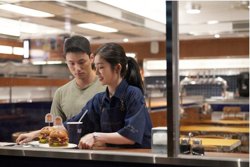 고단한 하루를 버티며 꿈꾸는 청춘남녀…영화 '더블패티'