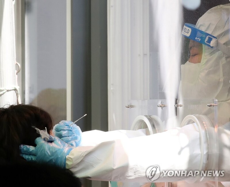 (4th LD) New COVID-19 cases fall back in 500s; infections at workplaces on rise