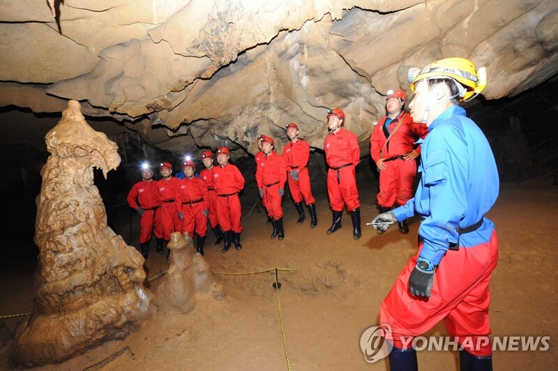국내 유일 체험형 탐방 동굴…천연기념물 백룡동굴 재개장