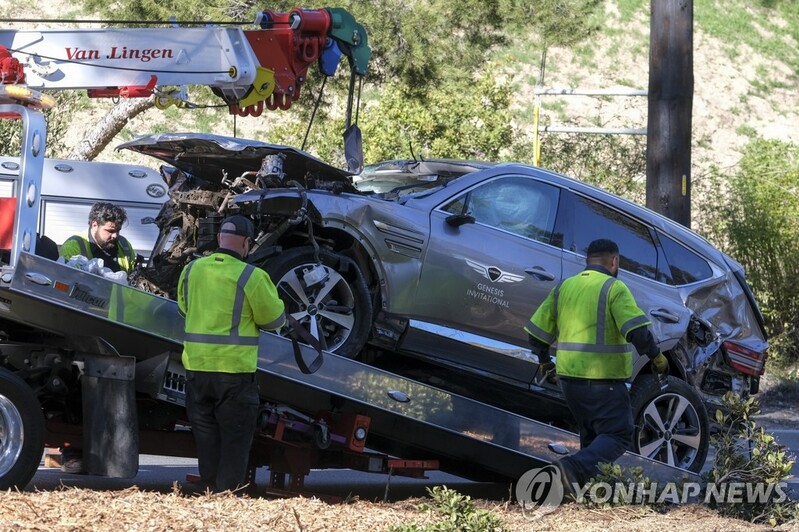 우즈 사고에…'에어백 10개' 제네시스 GV80 집중조명(종합2보)