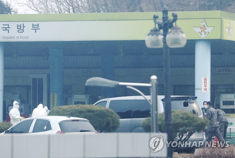 Two Marines, Army soldier test positive for COVID-19