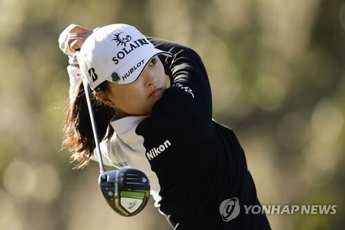 코르다 자매와 맞대결에서 밀린 고진영, 3오버파 부진