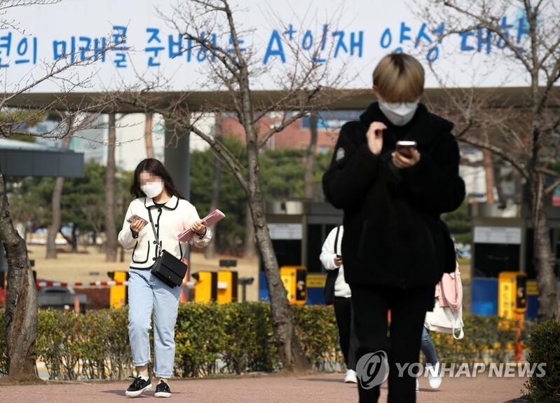 (LEAD) New virus cases most in nearly 3 weeks, current virus curbs likely to be extended