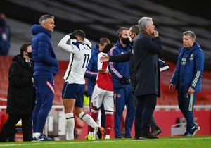 SOCCER-ENGLAND-ARS-TOT/REPORT