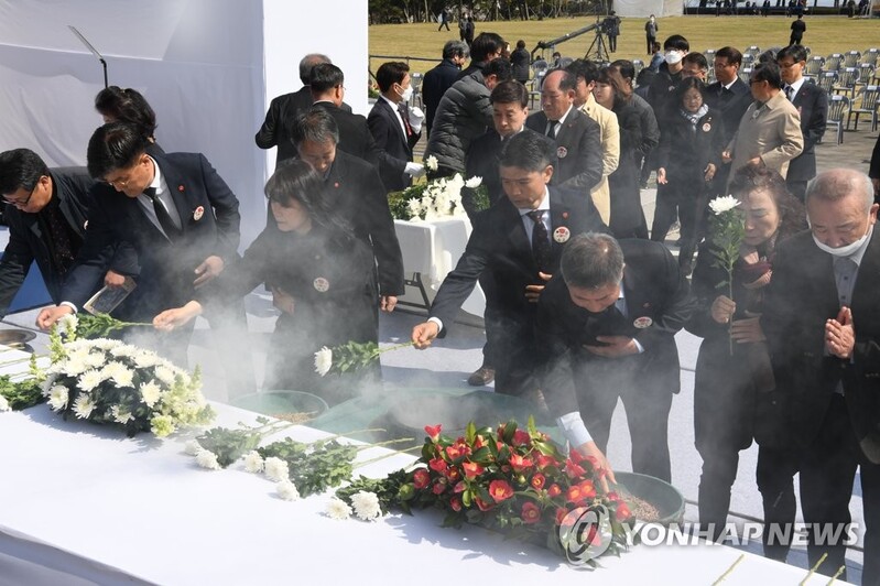 "돔박꼿이 활짝"…제73주년 제주4·3희생자 추념식 내일 봉행