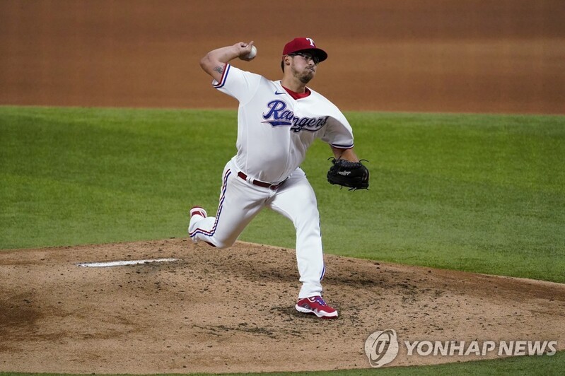 한국계 더닝, 토론토에 5이닝 1실점 호투…시즌 첫 승