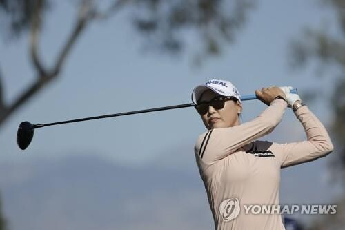 유소연, 3년 우승 갈증 씻나…롯데챔피언십 1R 7언더파