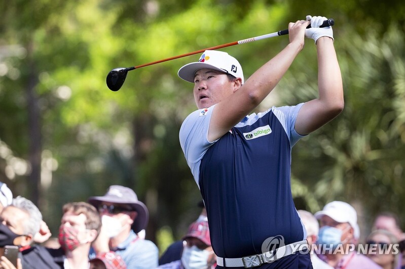 임성재, PGA 투어 RBC 헤리티지 3R 공동 4위…선두와 7타 차