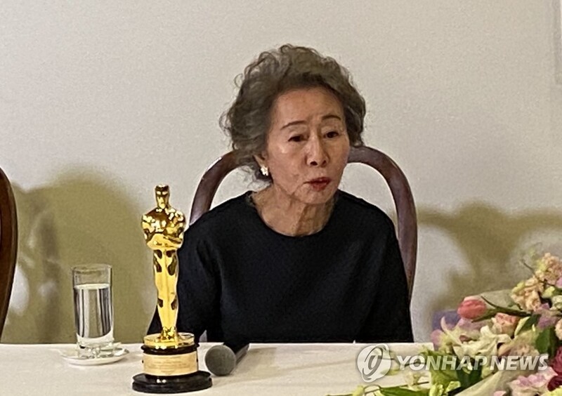 (LEAD) Oscar-winning Youn Yuh-jung hopes to continue acting till the end