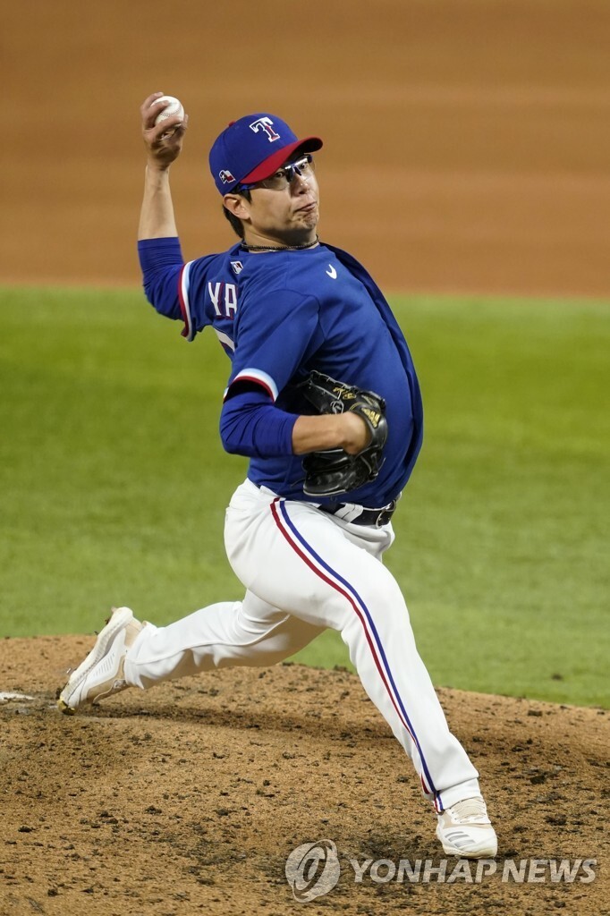 양현종, 드디어 메이저리그 합류…36번 달고 불펜 대기