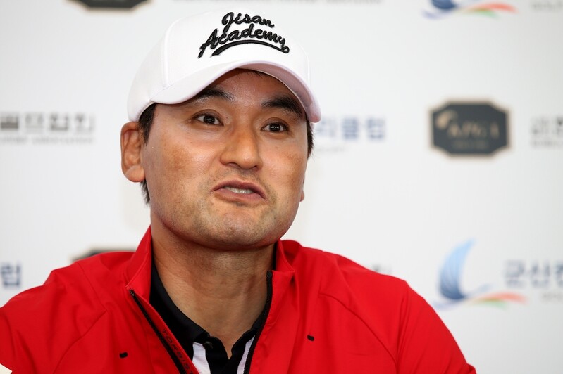 '코리안 특급' 박찬호 "골프는 막내딸…좋은데 마음같이 안돼"