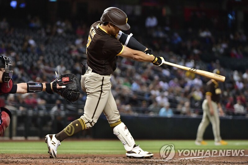 김하성, 8일 만의 선발 출전서 첫 멀티 타점…2안타 2타점