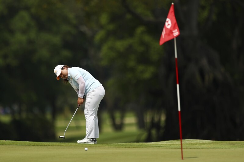 박인비·박희영, HSBC 위민스 2R 공동 선두…김효주 3위(종합)