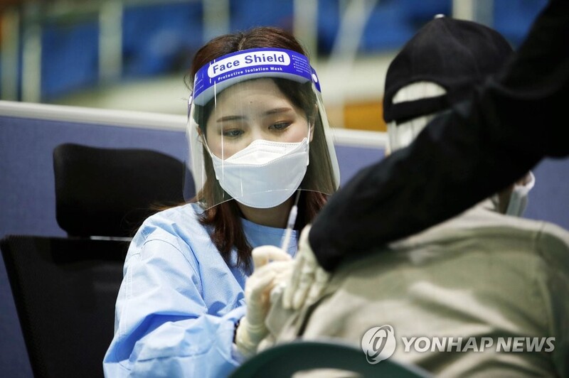 (5th LD) New cases in 600s for 2nd day, virus curbs extended for 3 weeks