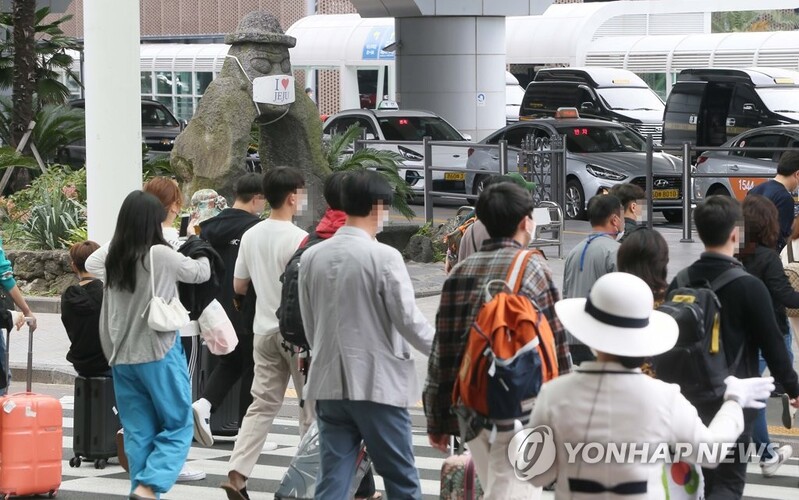 '가정의 달' 제주 관광객 올해 최고치…코로나 확진자도 증가