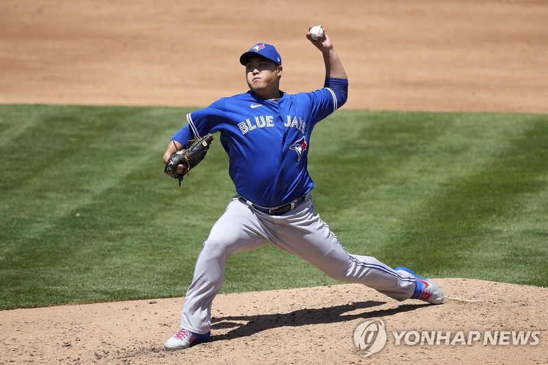 Blue Jays' Ryu Hyun-jin picks up ho-hum win in return from injured list