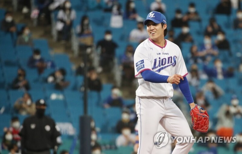 Lions' pitcher Won Tae-in voted KBO's top player for April
